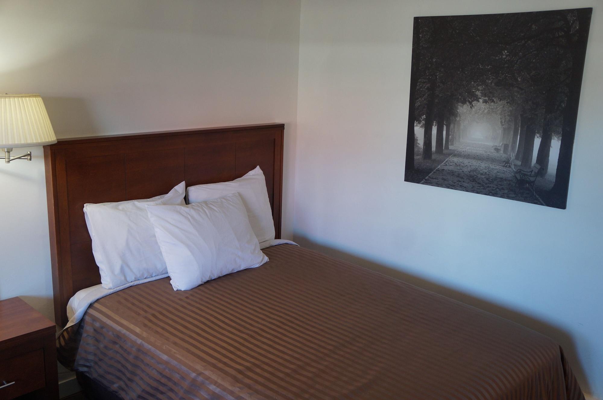 Westward Inn & Suites Langley Esterno foto