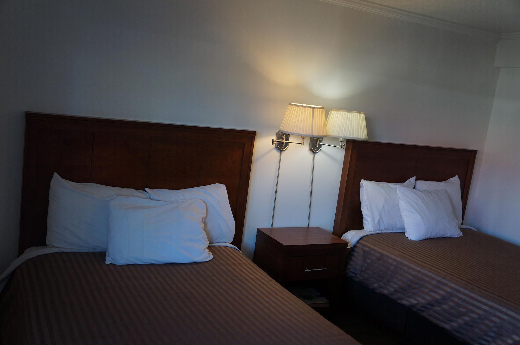 Westward Inn & Suites Langley Esterno foto