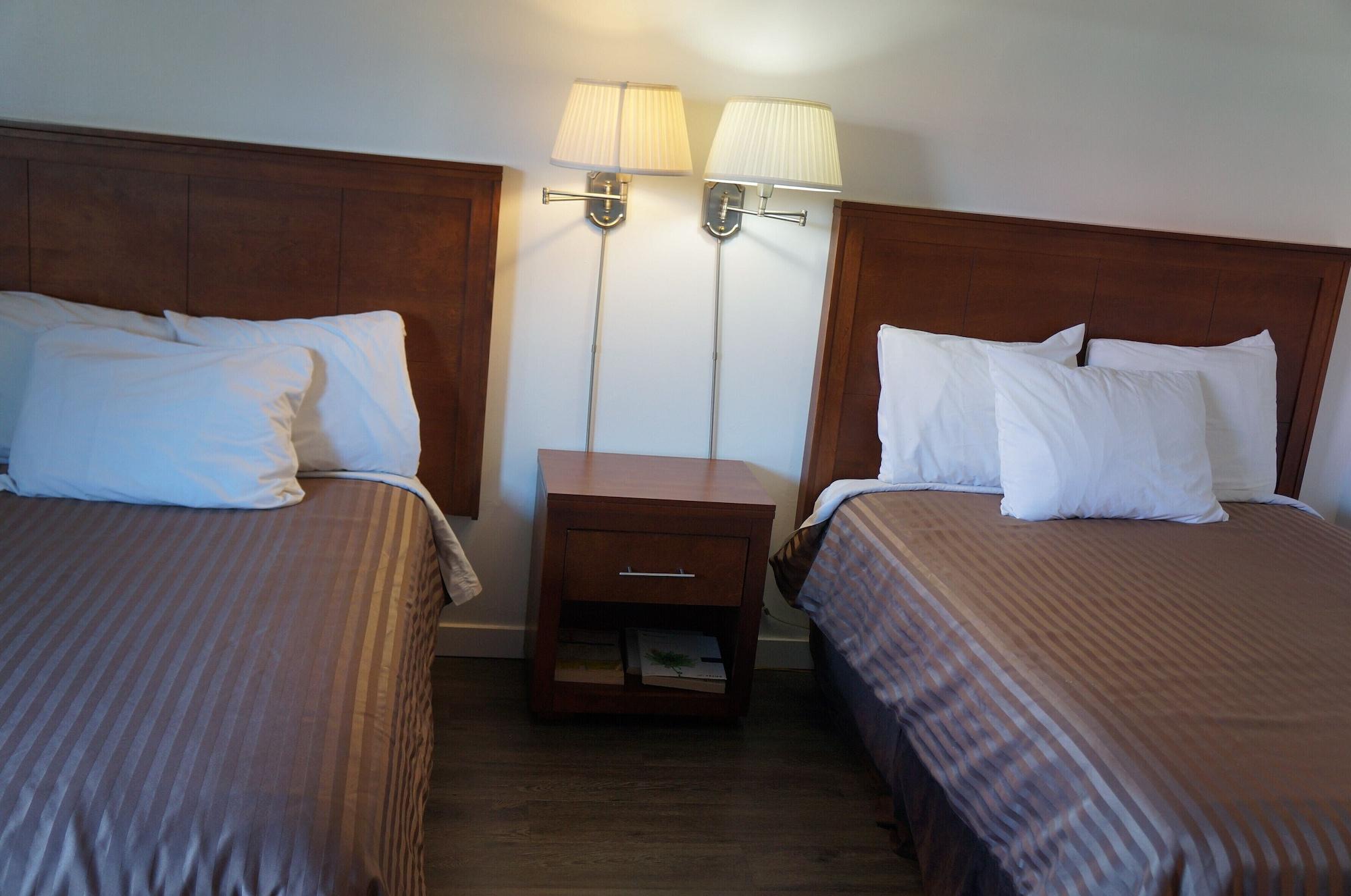 Westward Inn & Suites Langley Esterno foto