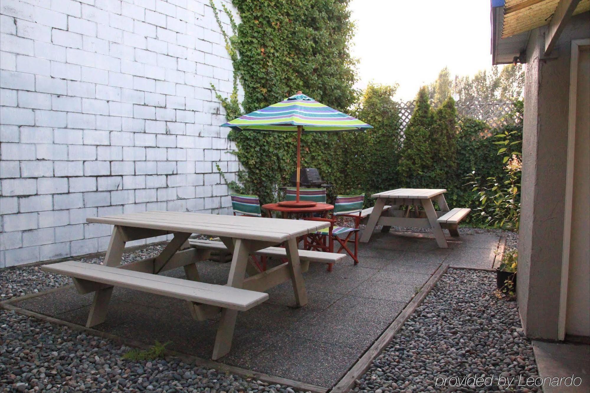 Westward Inn & Suites Langley Esterno foto