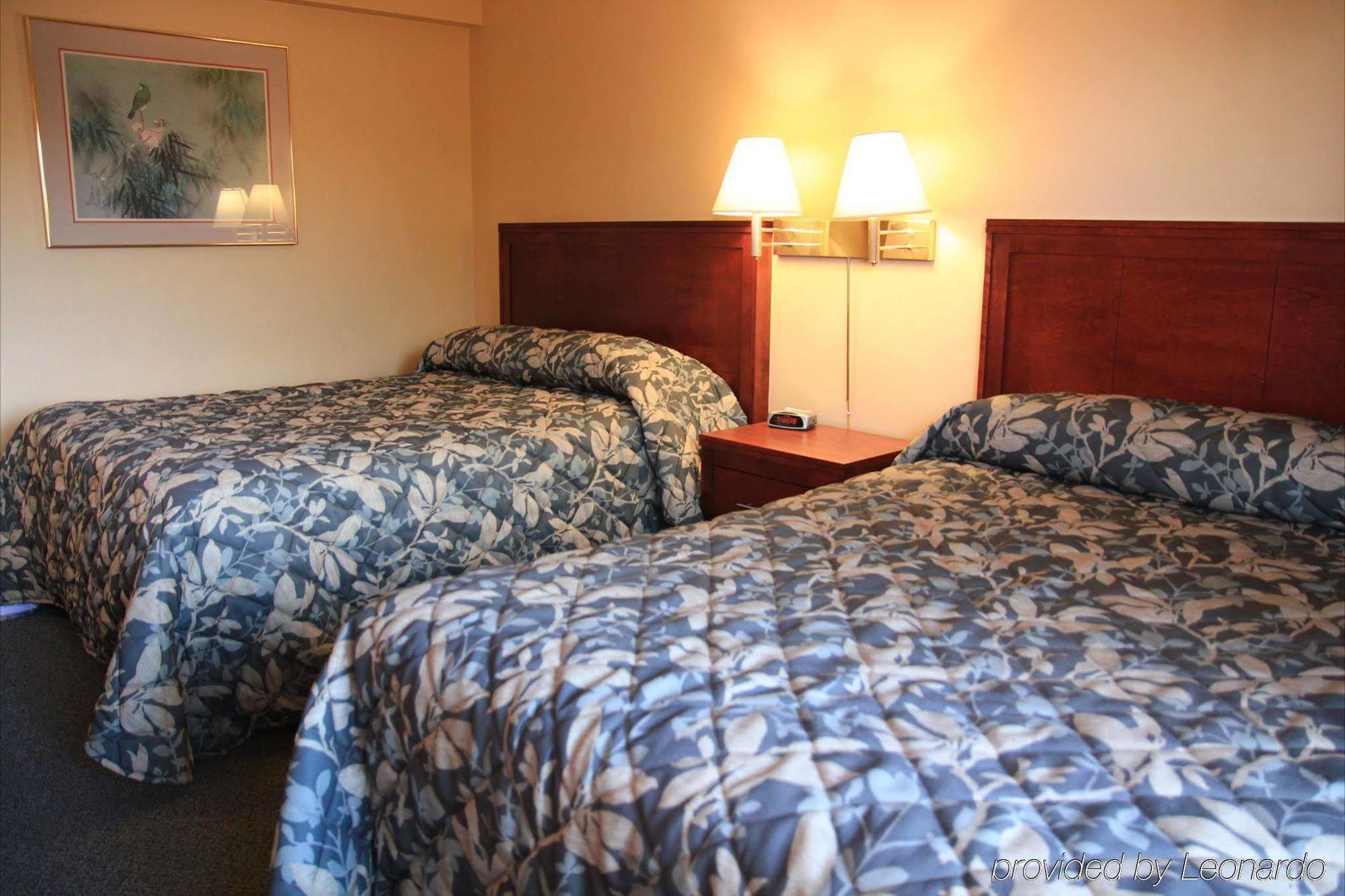 Westward Inn & Suites Langley Esterno foto