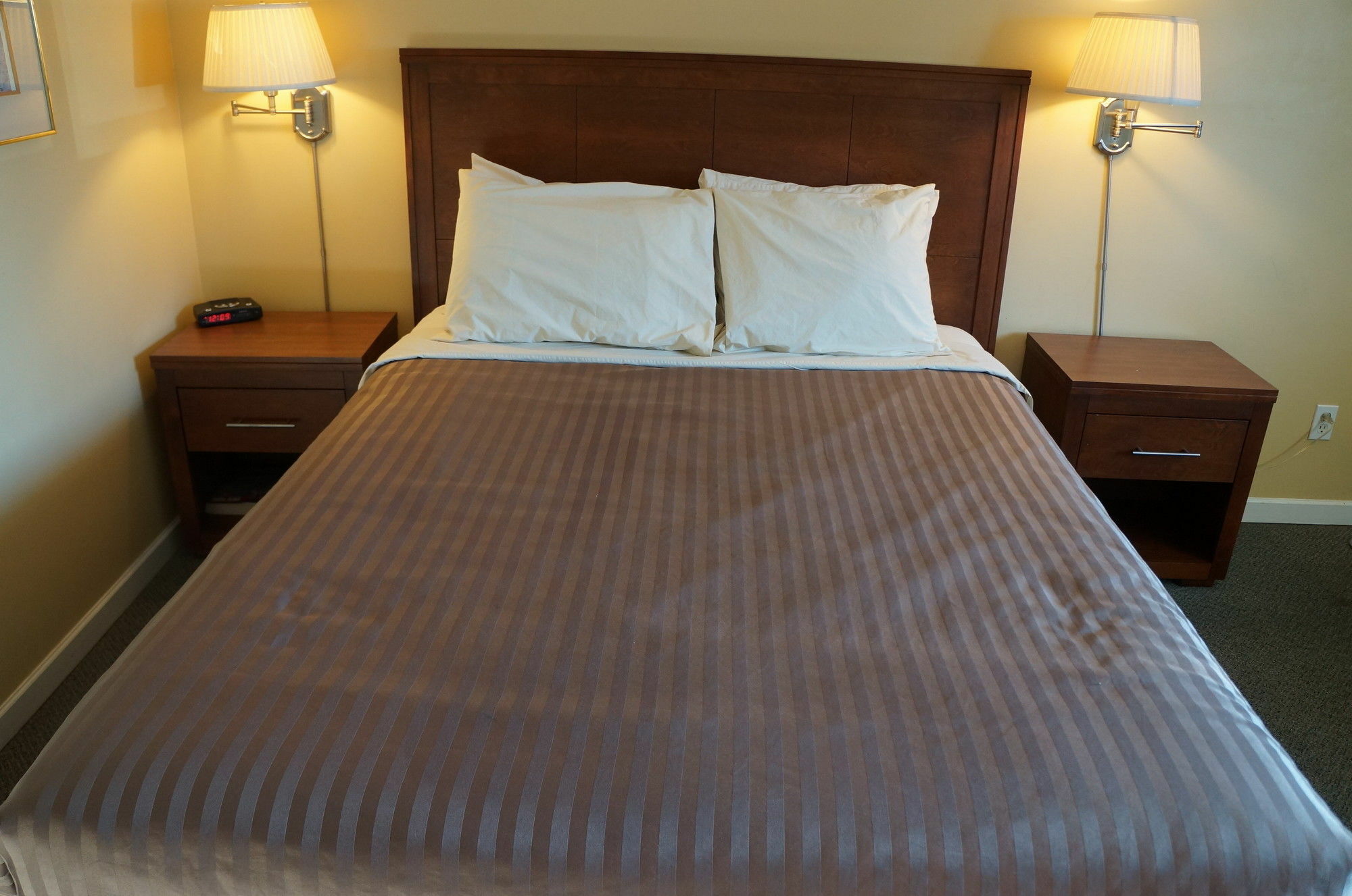 Westward Inn & Suites Langley Esterno foto